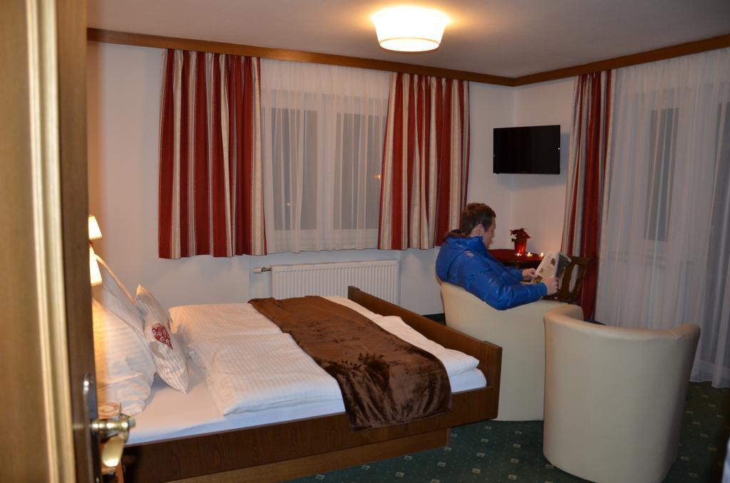 Haus Bergland Hotel Fieberbrunn Luaran gambar
